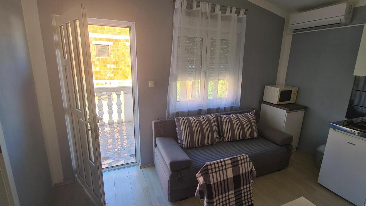 Apartments Lana - 30 M From The Sea Seline Bagian luar foto