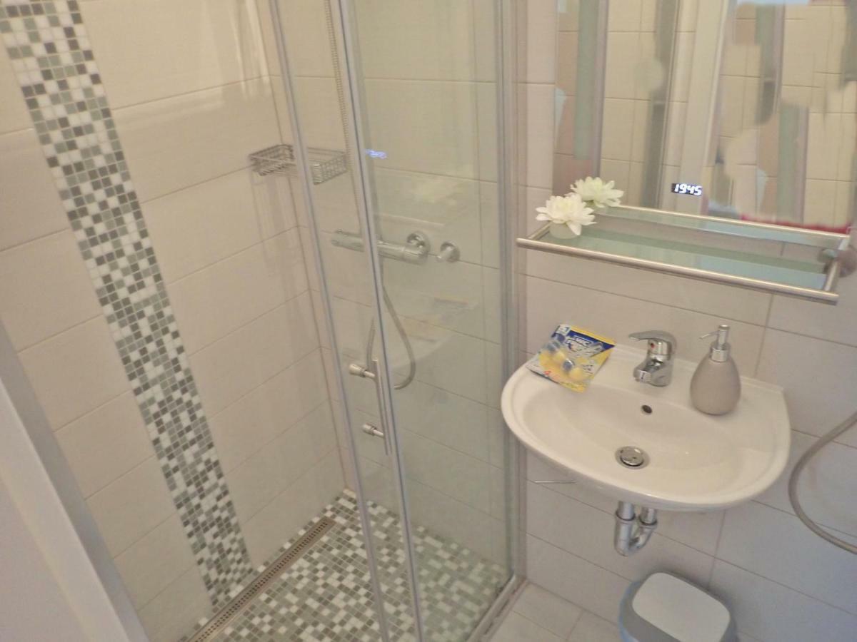 Apartments Lana - 30 M From The Sea Seline Bagian luar foto